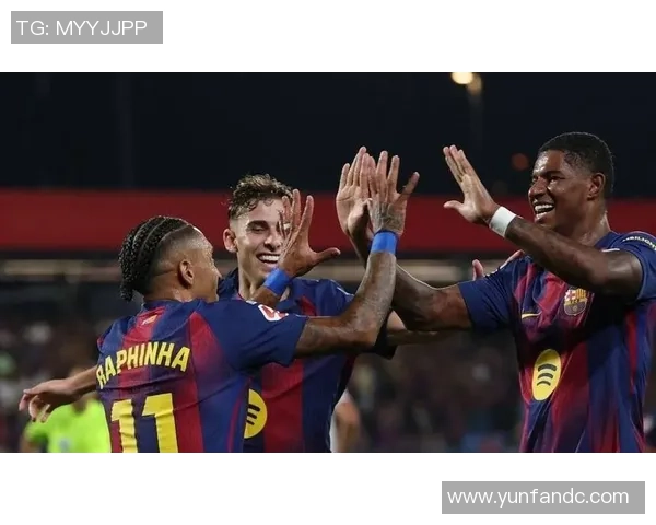 皇马与巴萨再度交锋0814经典对决引发球迷热议